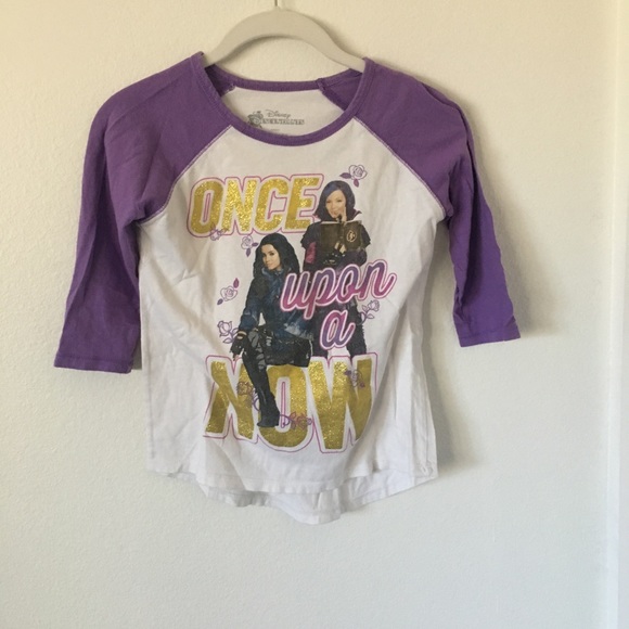 Disney Descendants Pajama Set - Picture 2 of 5